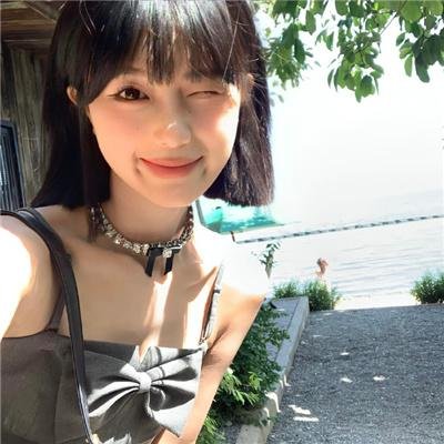 战栗黑洞
